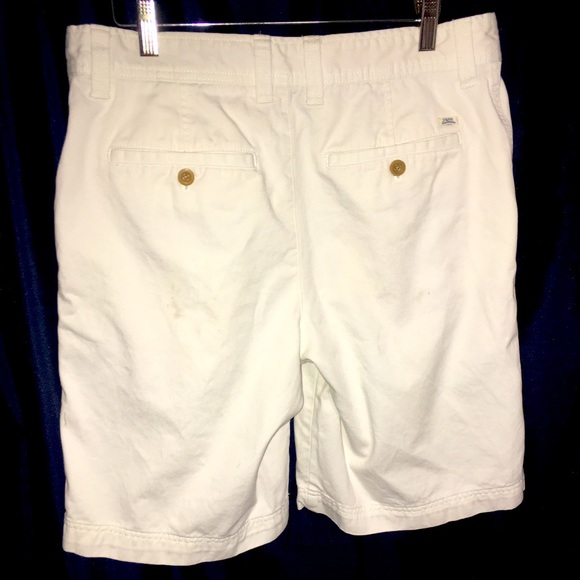 IZod Saltwater Shorts - Picture 2 of 4